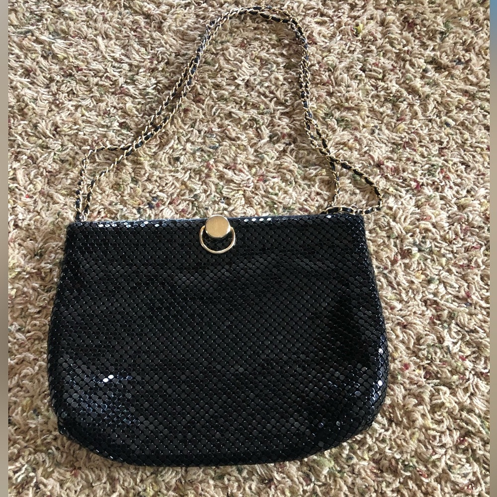 Vintage chain mail purse by bueno. Black